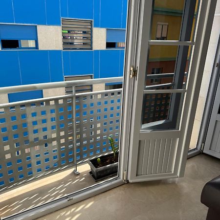 Elena Is A Comfortable And Well Located Flat Лас Палмас де Гран Канария Екстериор снимка