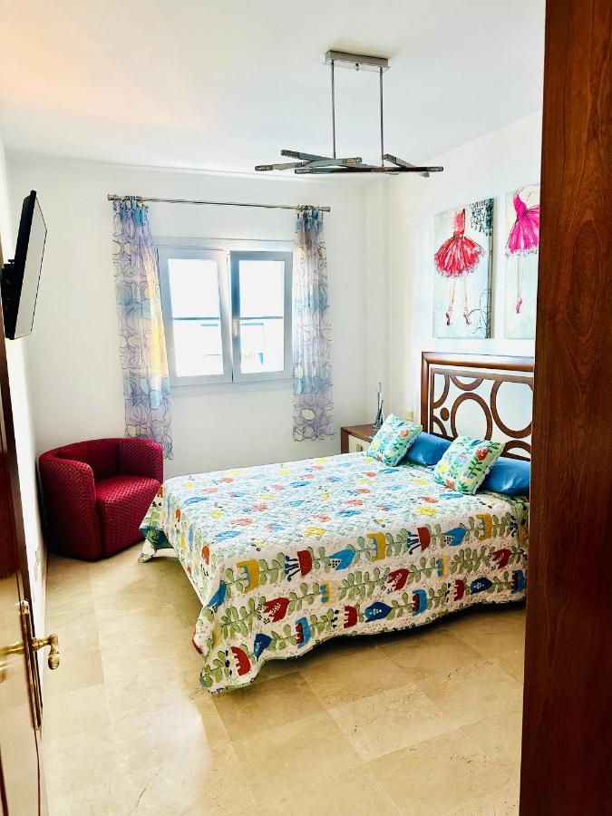 Elena Is A Comfortable And Well Located Flat Лас Палмас де Гран Канария Екстериор снимка